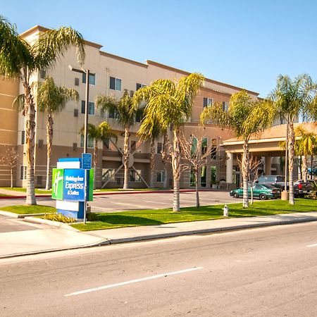 Holiday Inn Express & Suites Bakersfield Central By Ihg Extérieur photo