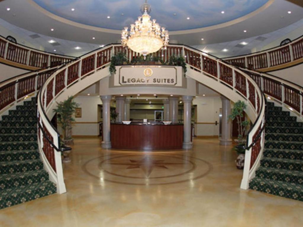 Holiday Inn Express & Suites Bakersfield Central By Ihg Extérieur photo