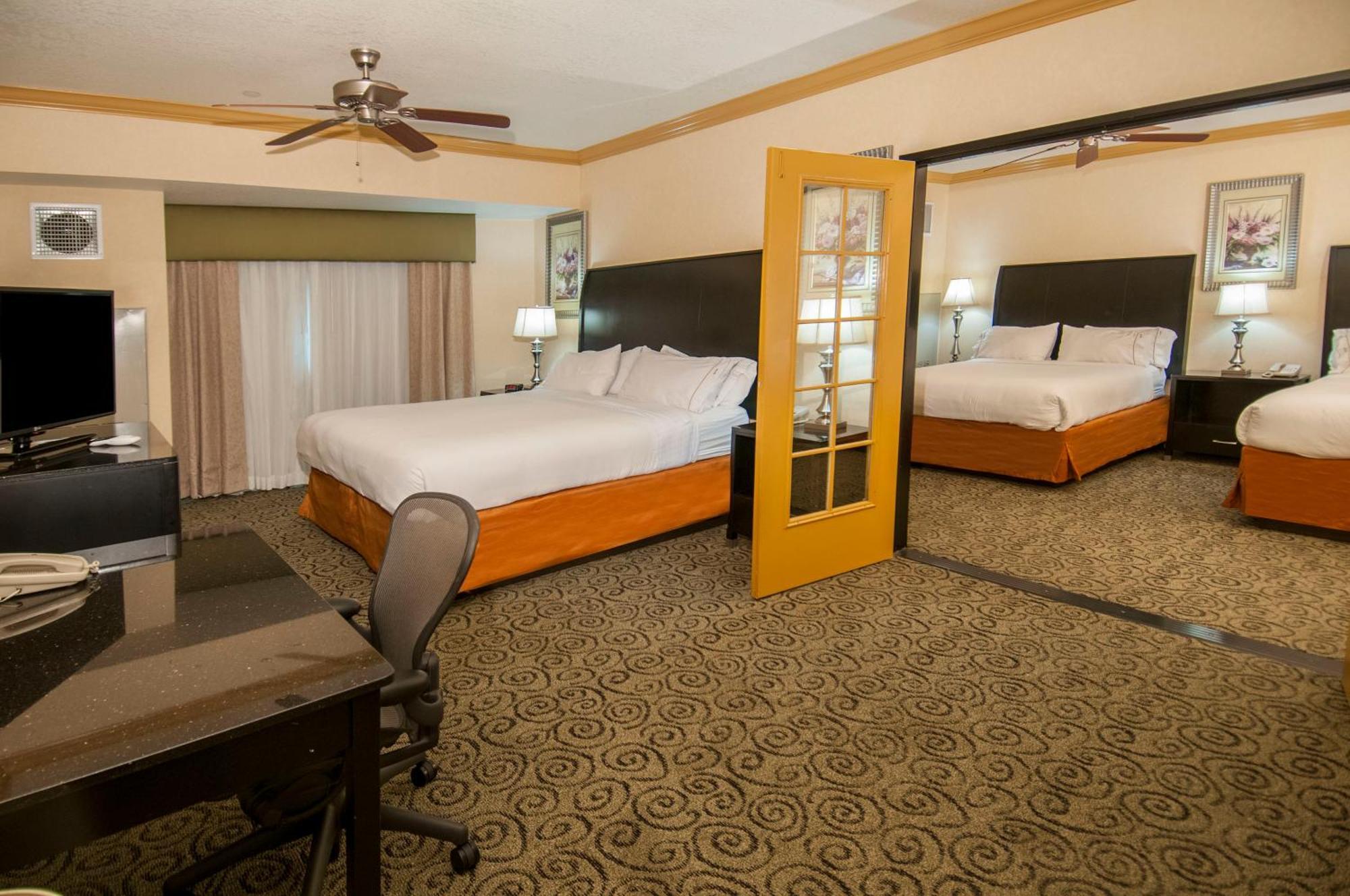 Holiday Inn Express & Suites Bakersfield Central By Ihg Extérieur photo