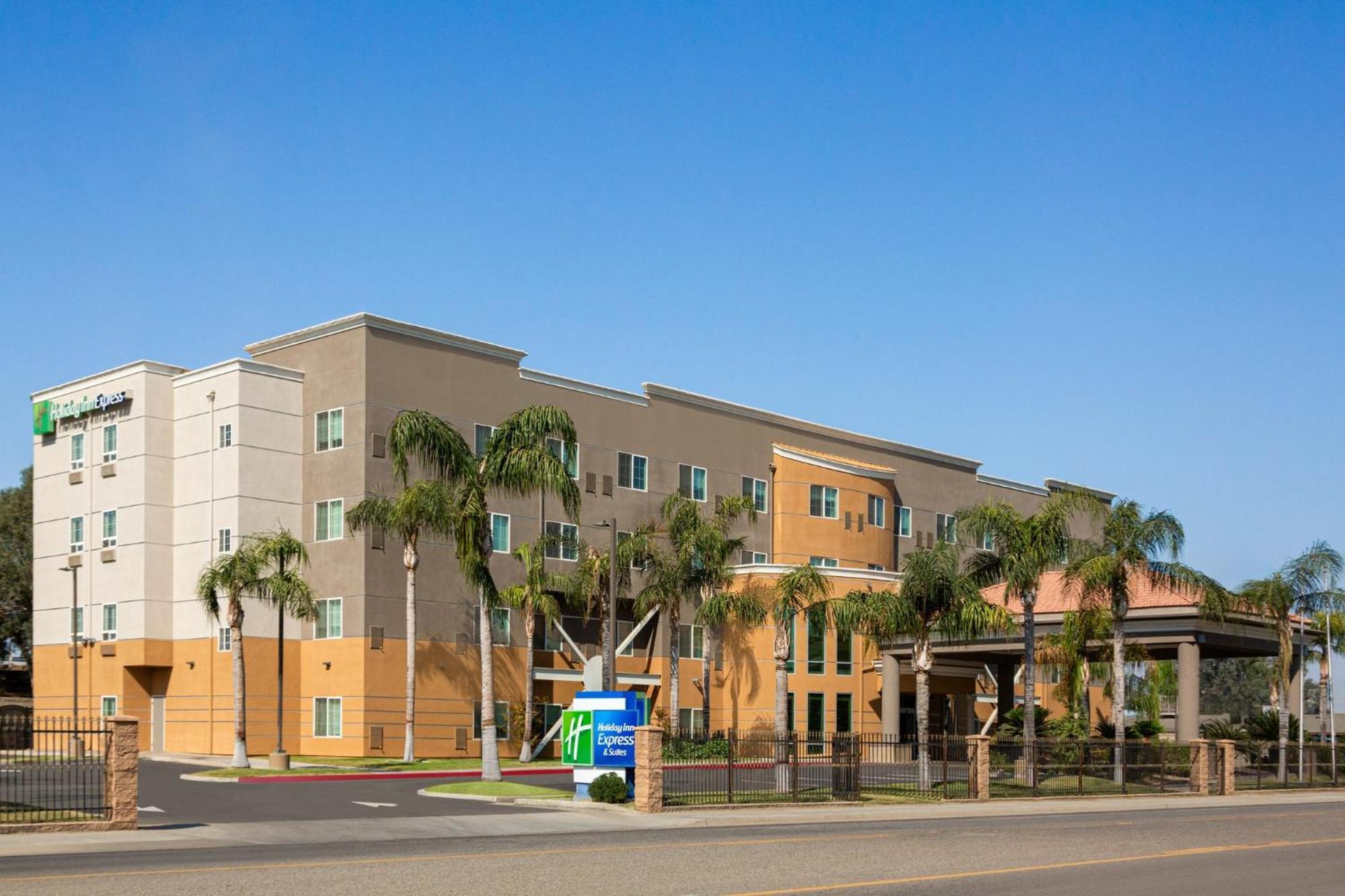 Holiday Inn Express & Suites Bakersfield Central By Ihg Extérieur photo