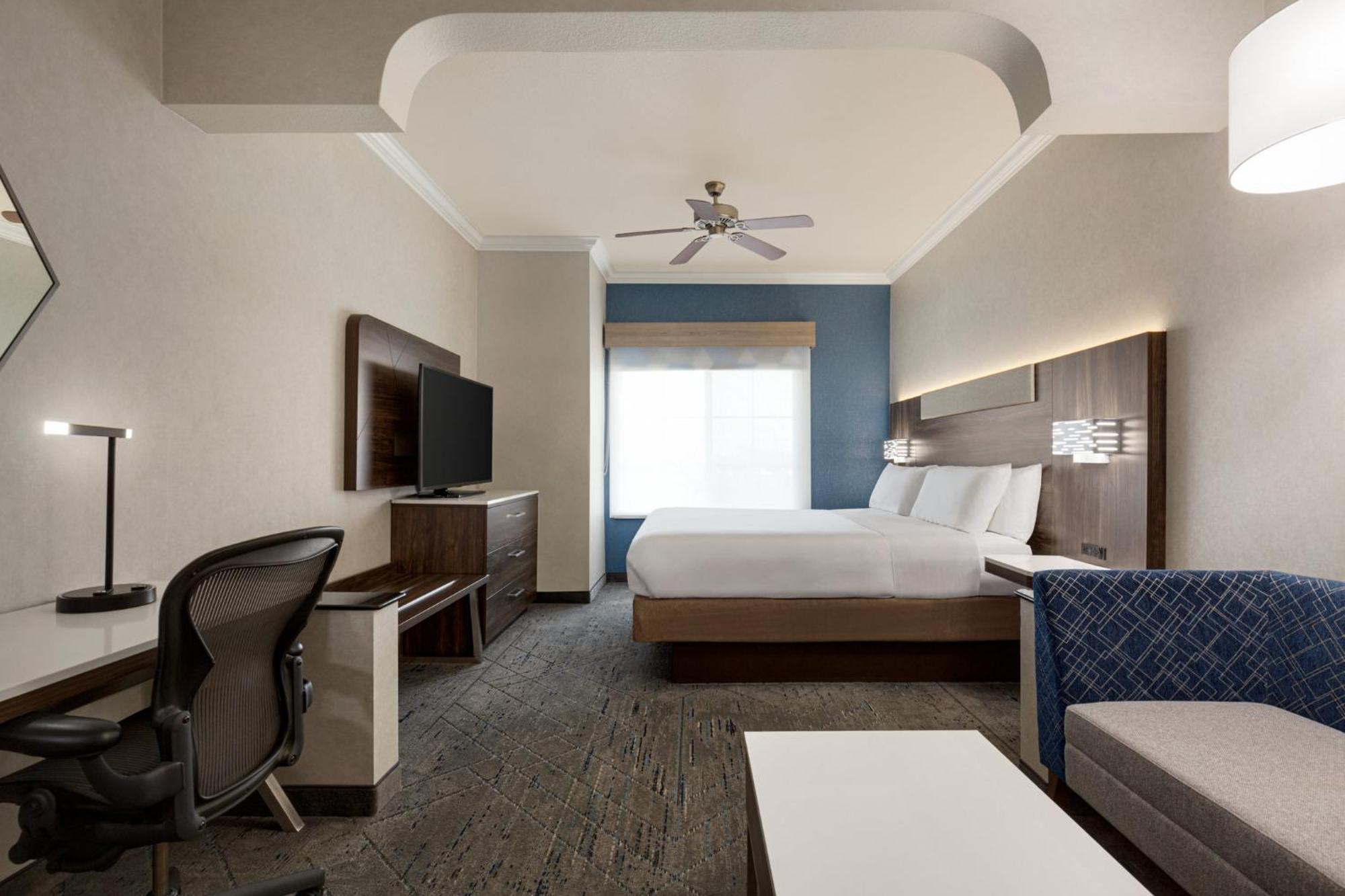 Holiday Inn Express & Suites Bakersfield Central By Ihg Extérieur photo