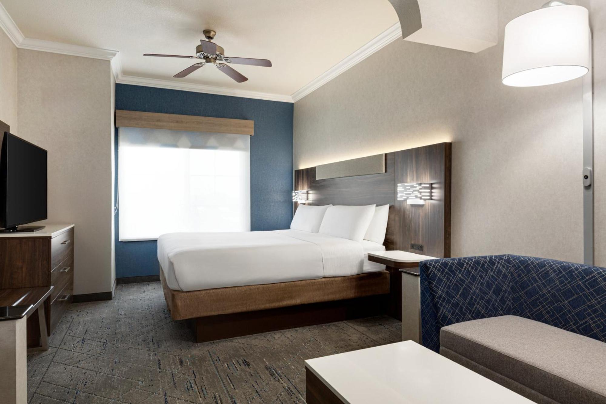 Holiday Inn Express & Suites Bakersfield Central By Ihg Extérieur photo