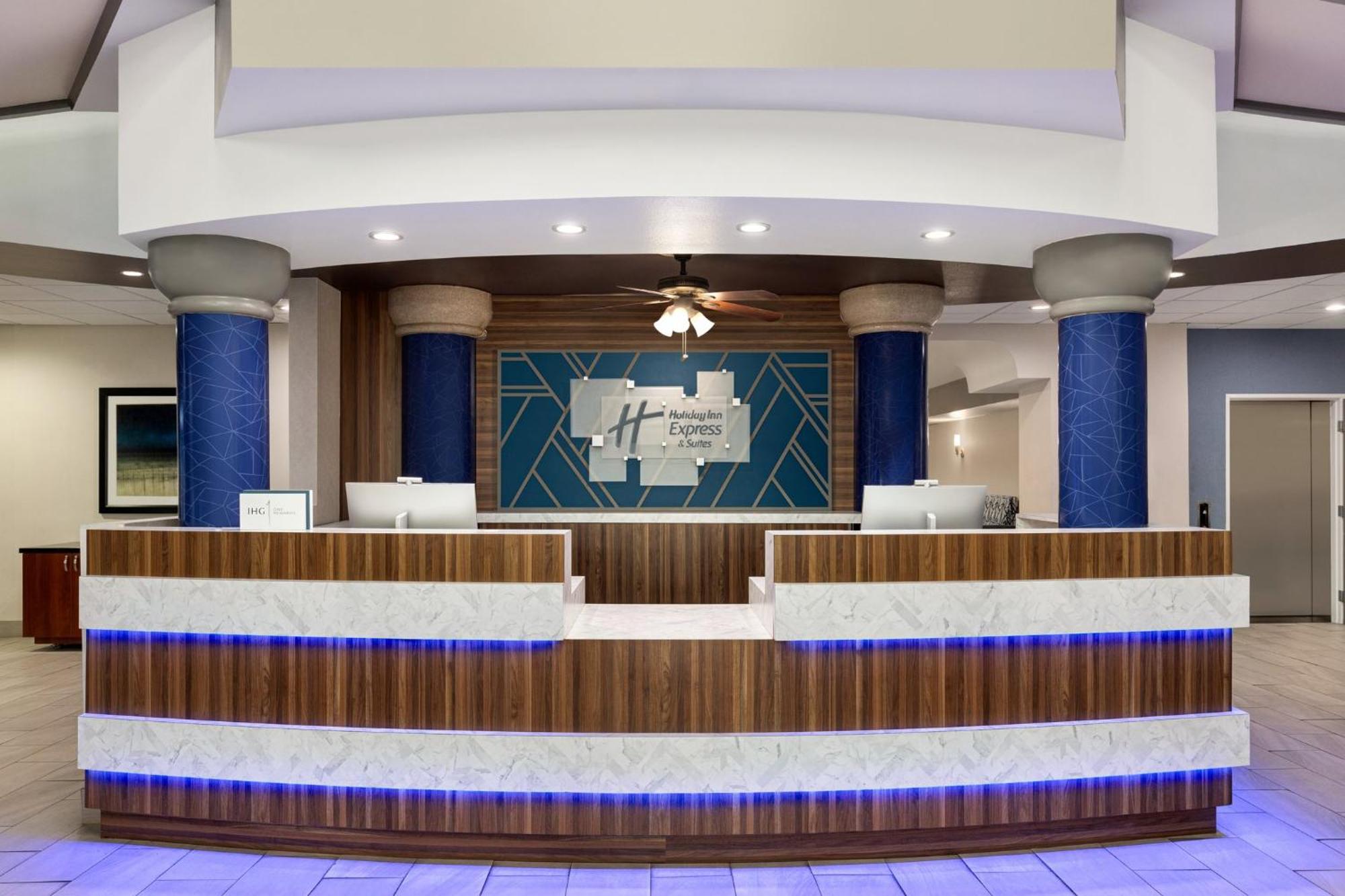 Holiday Inn Express & Suites Bakersfield Central By Ihg Extérieur photo